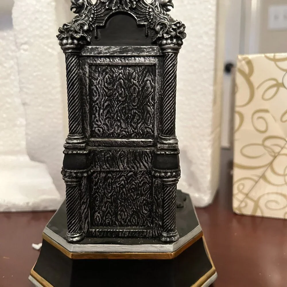 Phantom in Chair Figurine Music Box - Picture 5 of 5